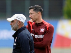 Włożył słowa w usta Lewandowskiego. 