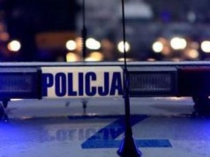 Stawiguda. Pijany 55-latek uderzył w radiowóz