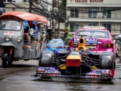 Mają na to ponad 1 mld dolarów. Chcą wejść z rozmachem do F1