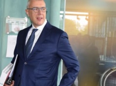Cała Polska śmieje się z taśm TV Republiki. Ale ujawnienie rozmów Giertycha to przestępstwo