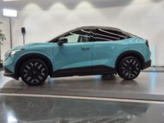 Oto nowy Nissan Leaf. Kolejna generacja wpisuje się w rynkowy standard