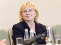 Komunikacja między pacjentem a lekarzem to podstawa. Wsparciem będzie pielęgniarka edukacyjna