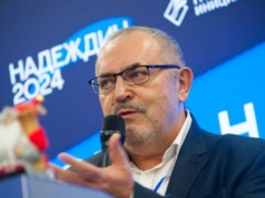 Chciał konkurować z Putinem na wyborach. Teraz zlikwidowano jego partię