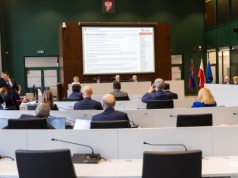 Szczecińscy radni uchwalili stanowisko w sprawie nielegalnych migrantów