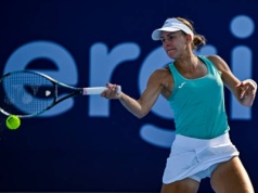 Tenis ziemny: Porażka Linette w deblu w Nottingham