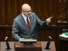 Potężna kara finansowa dla posła Mateckiego. Nie zrobił tego przez pobyt w więzieniu…