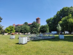 U stóp Wawelu trwają przygotowania do wydarzenia [ZDJĘCIA]