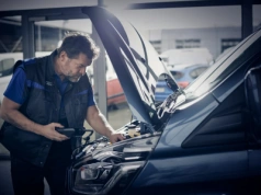 Auta elektryczne zawodzą częściej ale rzadziej obciążają portfele