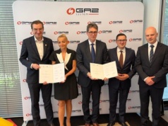 2,2 mld zł na lądową część programu FSRU. Gaz-System podpisał kluczową umowę z BGK