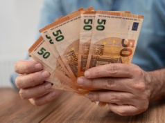 Kurs euro wystrzeli? Wielkie banki zmieniają zdanie! Szokujące prognozy ekspertów dla EUR/PLN na najbliższe miesiące!