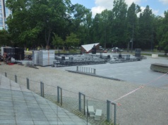 Co się będzie działo przed CSK? Montują scenę na pl. Teatralnym