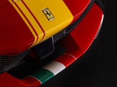Niespodzianka ze świata bogatych. Nikt nie chce kupować takich Ferrari
