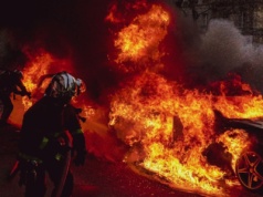 Lewicowy terroryzm wstrząsa Berlinem. Spłonęły dziesiątki samochodów