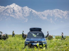 Nowa Dacia Bigster ze Sleep Pack przetestowana pod Mont Blanc: SUV z łóżkiem i widokiem na szczyty
