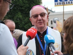 Dyspensa od postu w piątek po Bożym Ciele 2025? Jest decyzja arcybiskupa Budzika