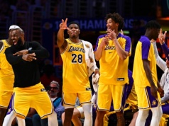 To się stało! Los Angeles Lakers sprzedani. 