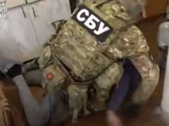 W sieci krąży fałszywy film z aresztowania Polaków na Ukrainie. Ekspert: to dzieło Kremla