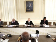 Nowe tematy i stare narracje. Putin zwołał nocną konferencję prasową