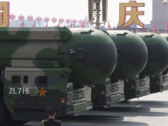 Nuklearny wyścig zbrojeń. Chiny gonią USA i Rosji