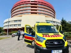 Nowa karetka dializowa dla szpitala w Kaliszu: wsparcie dla 65 pacjentów