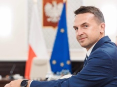 Adam Szłapka rzecznikiem rządu Tuska. Wyborcy go lubią, umie zachować zimną krew