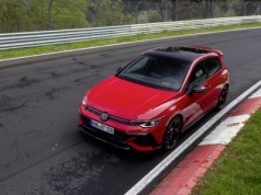 Jubileuszowy Golf GTI Edition 50 z rekordem na Nurburgringu
