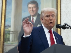 Trump wezwał przy tym Iran do zawarcia pokoju, grożąc znacznie silniejszymi atakami