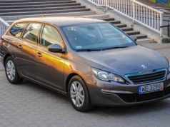 Najtańszy, używany Peugeot 308 II SW dieslem. Ile kosztuje na krajowym rynku wtórnym?