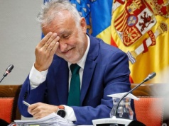 Torres broni się przed komisją ws. zakupów medycznych