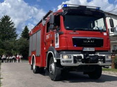 Strażacy spod Olsztyna potrzebują pomocy. Muszą kupić opony do wozu bojowego