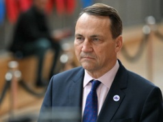 Sikorski zapowiada przełom w NATO. Będzie zgoda na 5 proc. na obronność?