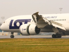 Cztery gwiazdki z nieba. Airbusy uleczyły  PLL LOT