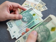 Te osoby dostaną co najmniej 759 zł miesięcznie na kontynuowanie nauki. Trzeba spełnić pewne warunki