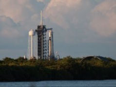 Polak leci w kosmos. Dlaczego lot na ISS zajmuje dobę?