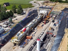Jadwiga rozpoczęła drążenie najdłuższego tunelu kolejowego w Polsce