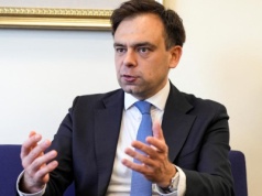 Domański zapowiada podatek od odsetek od rezerw utrzymywanych przez banki w NBP