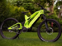 Rower elektryczny z napędem jak w motocyklu. Mandat gwarantowany