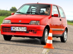 Fiat Cinquecento – czy zasługuje na miano youngtimera? W wersji Sporting coraz bardziej