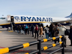 6 nowych tras Ryanair z lotniska w Warszawie - w tym do Porto i Malagi. Od kiedy?