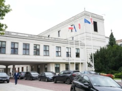 Kancelaria Sejmu wydała o 100 mln zł więcej w rok. Na co poszły pieniądze?