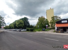 Kto wybuduje nowy parking na Osiedlu Młodych? Miasto rozpoczęło poszukiwania wykonawcy