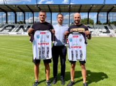 Sandecja Nowy Sącz. Dwaj sądeczanie zostają! Kamil Słaby i Tomasz Kołbon przedłużają kontrakty