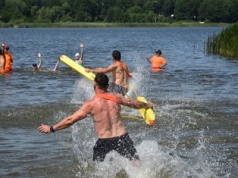 Bezpieczne lato zaczyna się na „OWOCOWEJ PLAŻY” w Zborowie – Mistrzostwa Polski Kids&Youth 2025 [ZDJĘCIA, FILM]