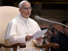 Papież Leon XIV zwrócił się do Polaków. Zebrani w Watykanie usłyszeli apel