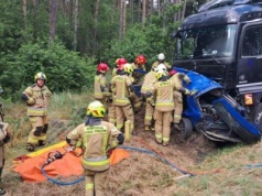 Nie żyje jedna osoba po wypadku na trasie Antonin – Oleśnica (ZDJĘCIA)