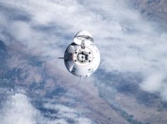 Tej nocy warto spojrzeć w niebo. Będzie widać ISS i statek polskiego astronauty