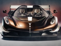 Koenigsegg prezentuje ultraluksusowego Jesko Sadair’s Spear. Szwedzki koń bojowy wraca na tor