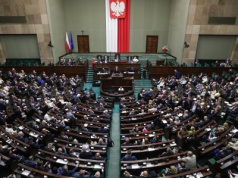 Zmiany w kontroli celno-skarbowej. Firma będzie mogła złożyć pierwszą deklarację i częściową korektę