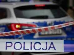 Tragedia pod Ostrowem Wielkopolskim. W kanale, pod samochodem znaleźli ciało 29-latka