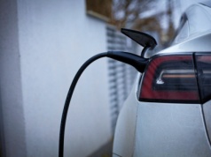Boisz się, że bateria w elektryku szybko padnie? Eksperci uspokajają